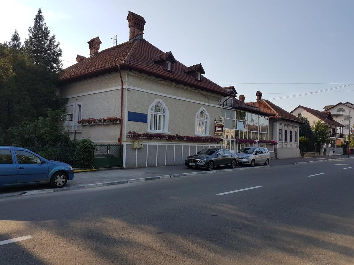 Pensiunea Geostar 2 Curtea de Argeş Exteriér fotografie