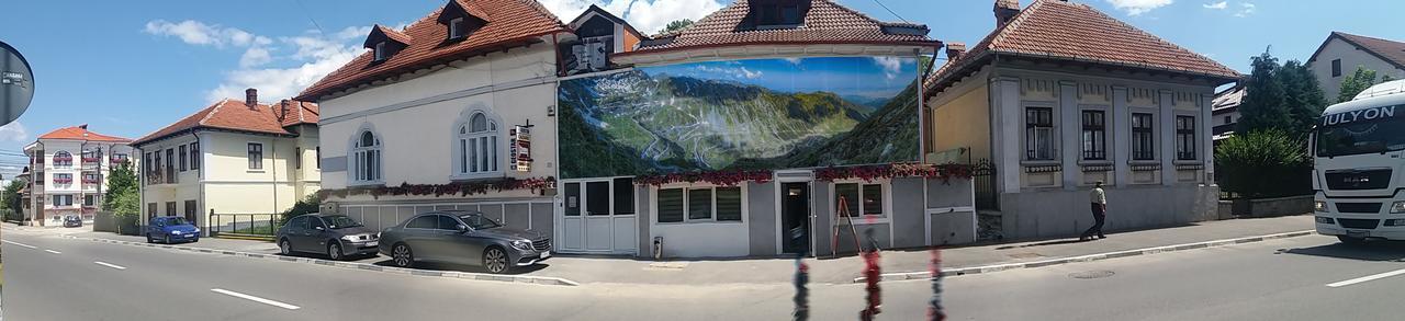 Pensiunea Geostar 2 Curtea de Argeş Exteriér fotografie